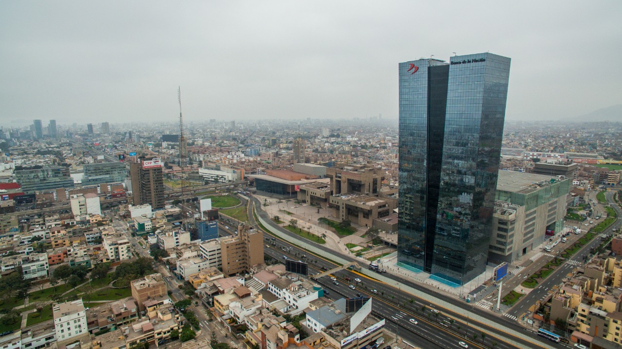 Foto panorámica del Banco de la Nación